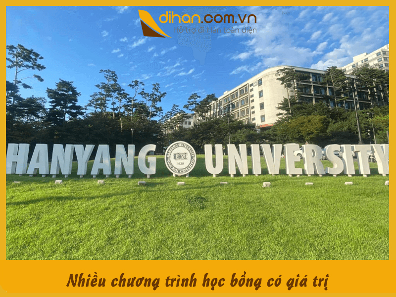 Nhiều chương trình học bổng có giá trị